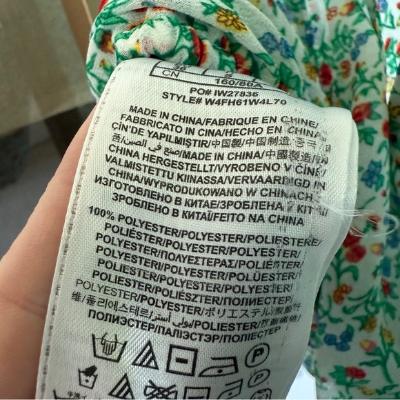 Guess Women's Floral Long Sleeve Blouse V-Back Size S Multicolor Casual Spring - Picture 9 of 9